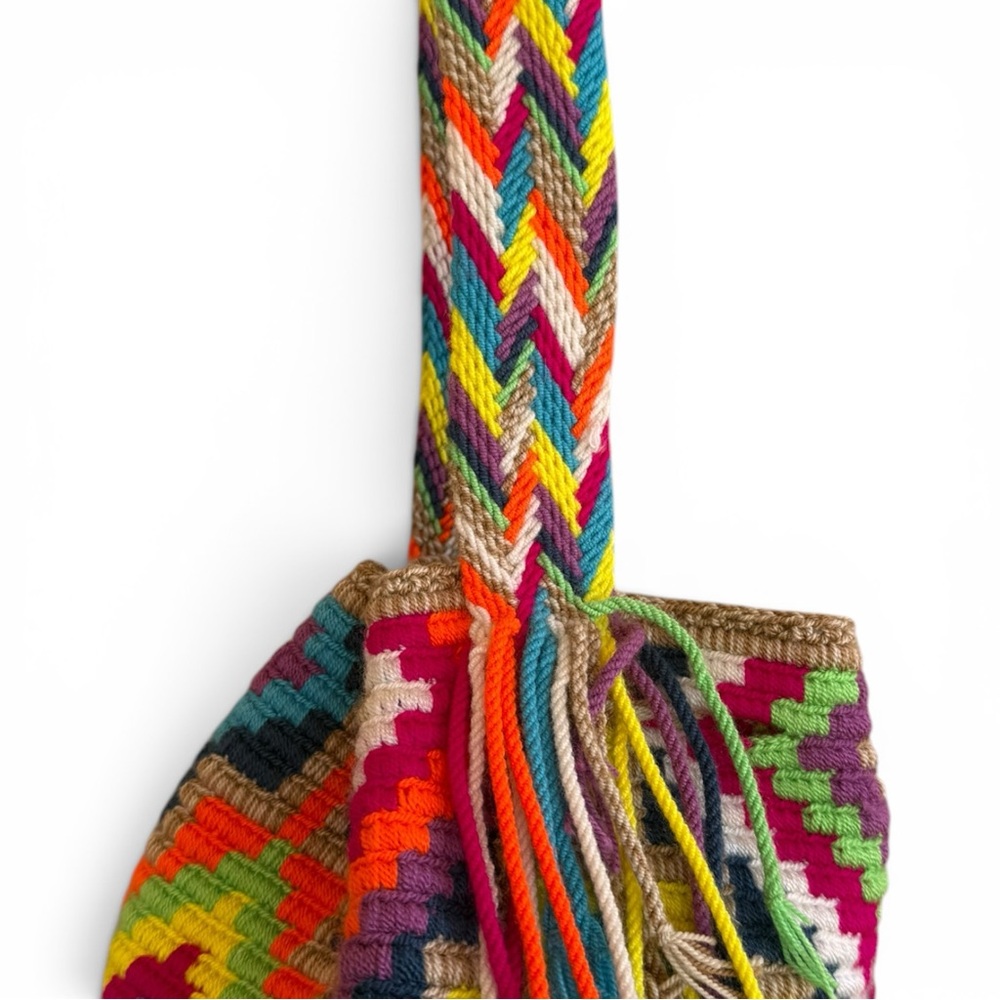 Southwestern Wayuu Mochila Handwoven Boho Bucket Bag Geometric Tassel Crossbody - Picture 7 of 9